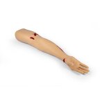 "Trauma Tina" - Arm mit stark blutenden Wunden